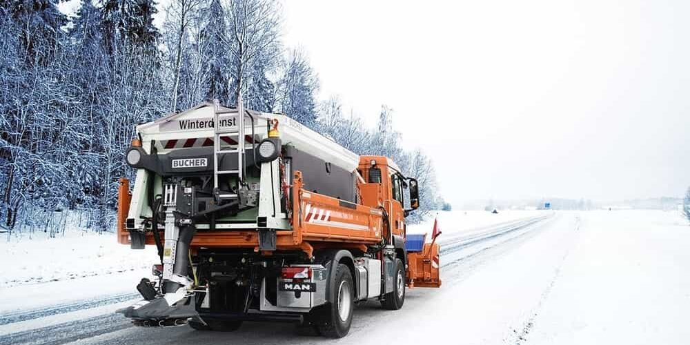 spargitore sulla neve