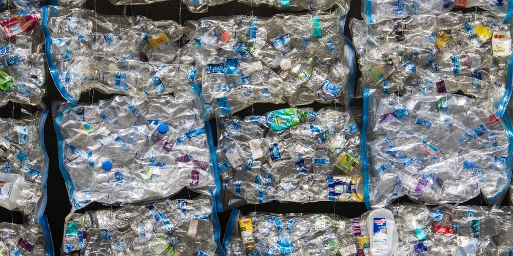 bottiglie di plastica compresse