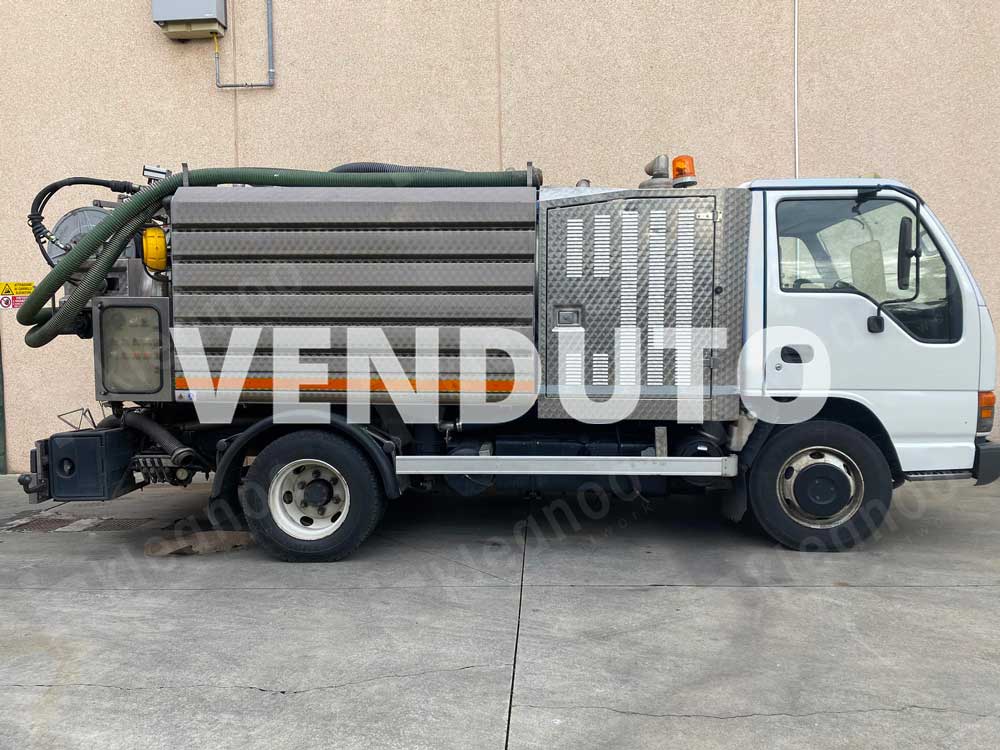 Combinata ADR Cappellotto 2001 su Isuzu NQR 70L - 8x2