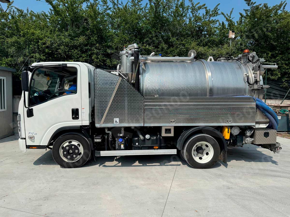 Spurgo Combinata LONGO su Izuso 7,5 ton - 4X2